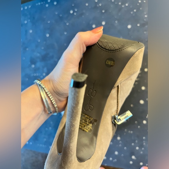 Jessica Simpson bootie heels pumps ankle boots sz 9 tan taupe - Picture 9 of 10